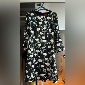 Selling beautiful satin HUGO dress. Size 36. Perfect condition. Brand New!